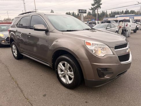 Used 2010 Chevrolet Equinox LT w/ Vehicle Interface Package image 5
