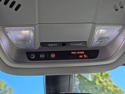 Used 2020 GMC Acadia SLE w/ Driver Convenience Package image 27