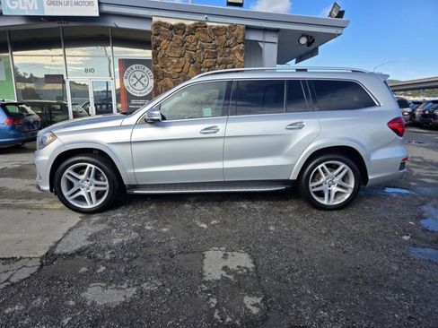 Used 2015 Mercedes-Benz GL 550 4MATIC image 13