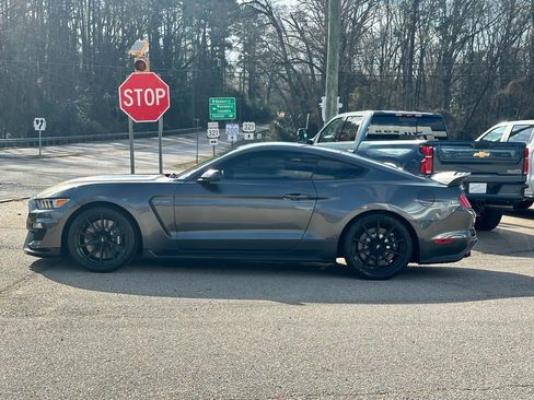 Used 2017 Ford Mustang Shelby GT350 image 4