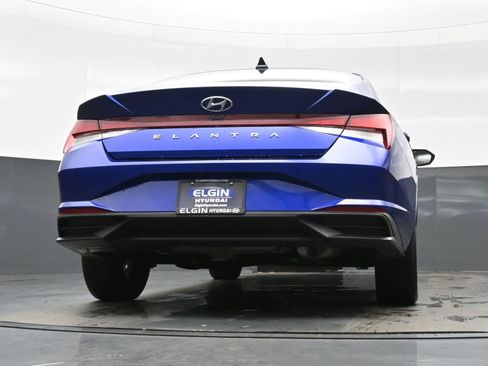 Used 2023 Hyundai Elantra SEL w/ Convenience Package image 29