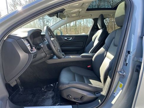 Certified 2025 Volvo V60 B5 Cross Country Plus image 18