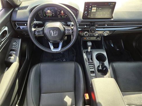 Used 2025 Honda Civic Sport image 12
