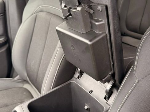Used 2024 Jeep Grand Cherokee Laredo RWD image 20