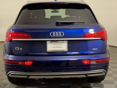 Used 2023 Audi Q5 2.0T Premium w/ Convenience Package AWD/4WD image 10