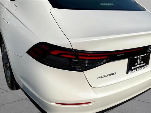 Used 2023 Honda Accord EX image 29