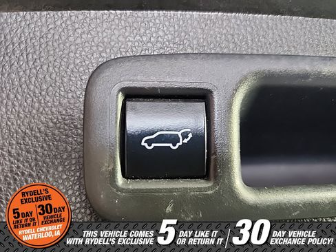 Used 2021 Toyota Highlander XLE image 14