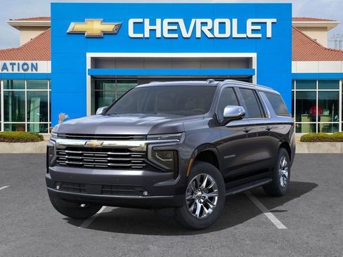 New 2025 Chevrolet Suburban Premier image 6