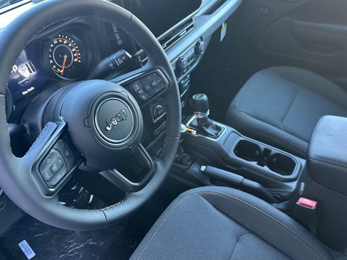 New 2026 Jeep Gladiator Sport image 11