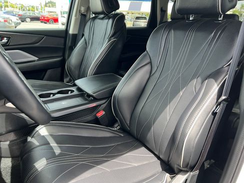 Certified 2025 Acura MDX SH-AWD w/ Advance Package image 16