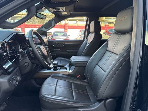 Used 2024 Chevrolet Silverado 1500 High Country w/ High Country Premium Package image 29