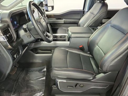 Used 2024 Ford F250 Lariat w/ Lariat Ultimate Package image 19