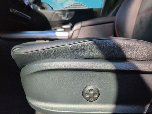 Used 2023 Mercedes-Benz GLA 250 image 17