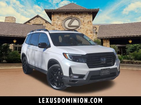 Used 2025 Honda Passport Black Edition image 1