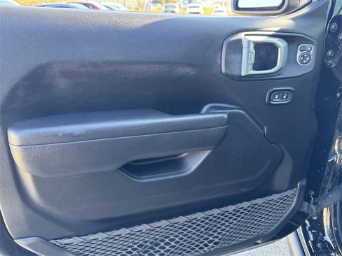 Used 2023 Jeep Wrangler Unlimited Rubicon w/ Xtreme 35 Tire Package image 18