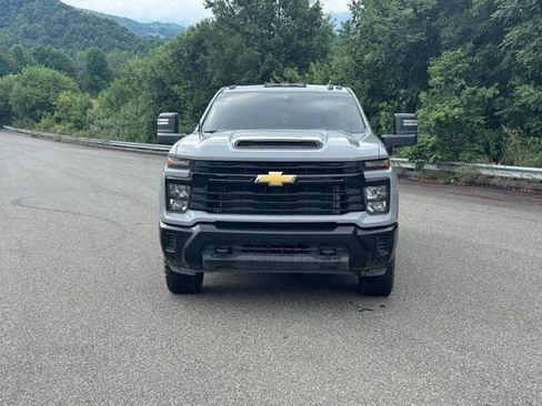 Used 2024 Chevrolet Silverado 2500 W/T AWD/4WD image 25
