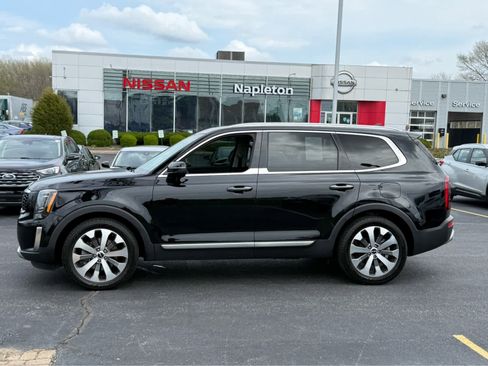 Used 2022 Kia Telluride S image 4