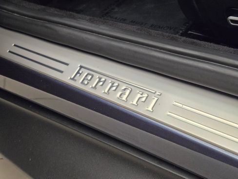 Used 2024 Ferrari Roma RWD image 18