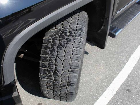 Used 2015 GMC Sierra 1500 Denali RWD image 37