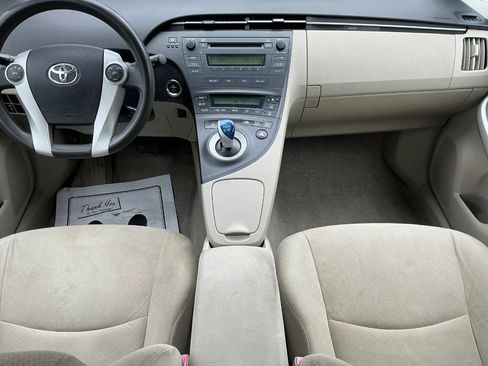 Used 2010 Toyota Prius Two FWD image 17