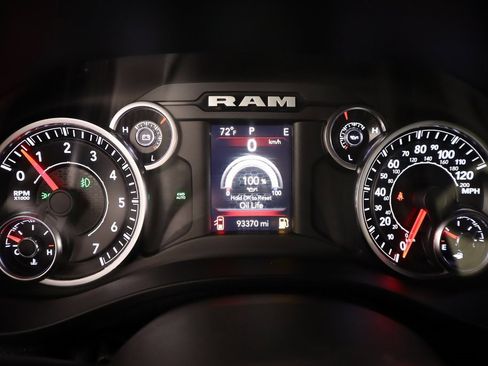 Used 2021 RAM 1500 Big Horn image 4