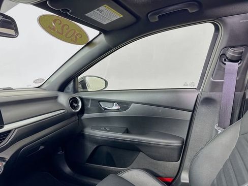 Used 2022 Kia Forte GT-Line w/ GT-Line Premium Package image 26