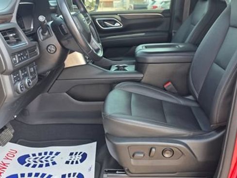 Used 2022 Chevrolet Tahoe Z71 w/ Z71 Off-Road Package AWD/4WD image 11