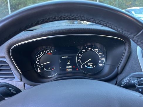 Used 2019 Lincoln MKC Reserve image 21