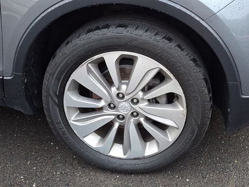 Used 2019 Buick Encore Preferred AWD/4WD image 6