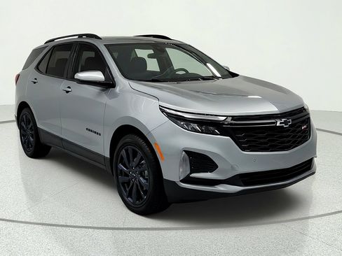 Used 2024 Chevrolet Equinox RS FWD image 7