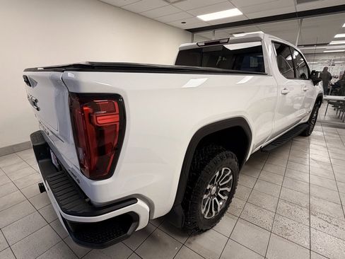 Used 2022 GMC Sierra 1500 AT4 w/ AT4 Preferred Package image 29