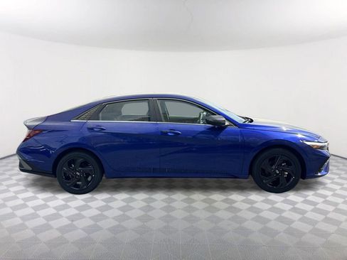 New 2026 Hyundai Elantra SEL Sport Premium FWD image 4