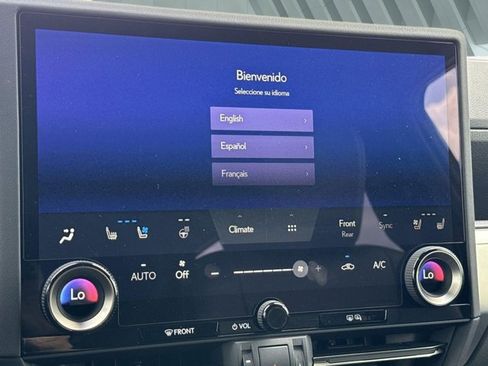 Certified 2025 Lexus GX 550 w/ Accessory Package (2T) image 17