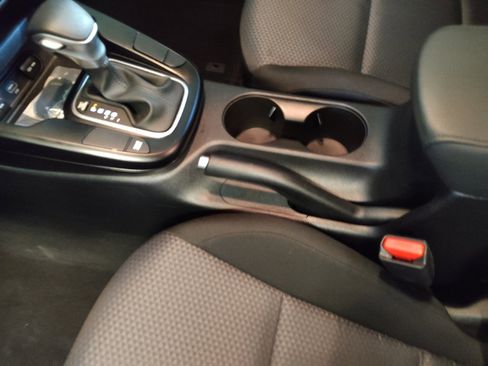 Used 2025 Kia Soul LX w/ LX Technology Package image 26