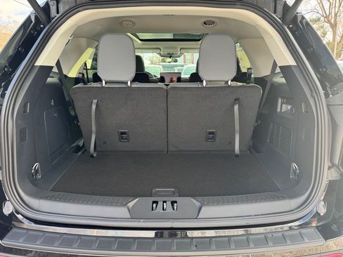 New 2026 Ford Explorer Active w/ Active Comfort Package image 10