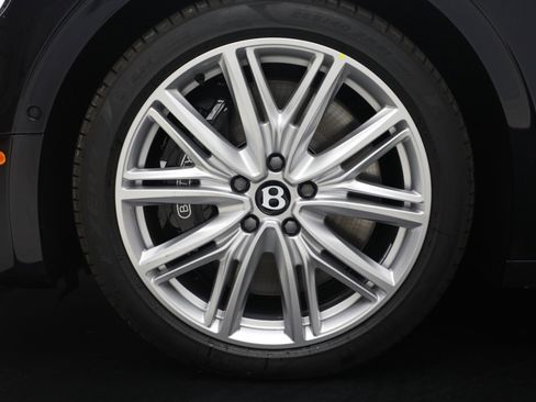 New 2026 Bentley Flying Spur image 13
