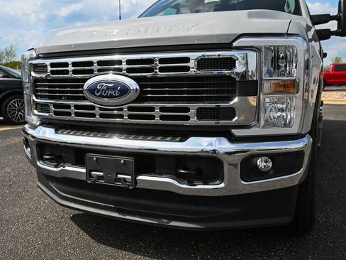 New 2026 Ford F350 XLT AWD/4WD image 11