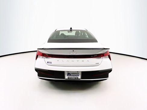 New 2025 Hyundai Elantra SEL w/ Cargo Package image 6