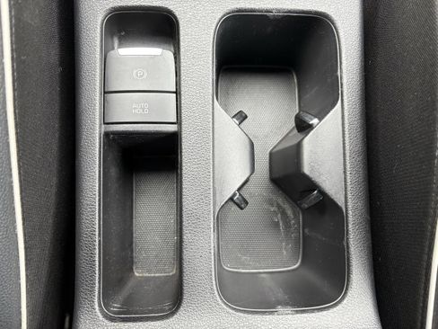 Used 2024 Kia Forte GT-Line w/ GT-Line Premium Package image 21