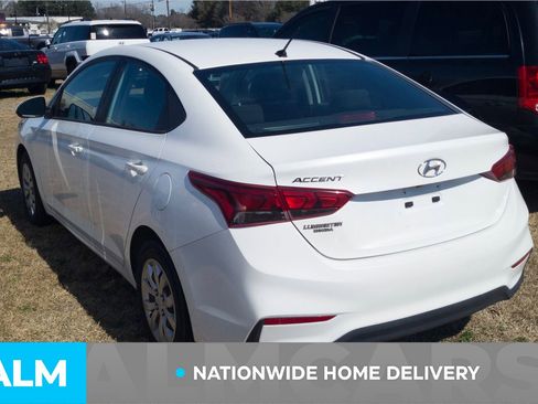 Used 2021 Hyundai Accent SE image 5