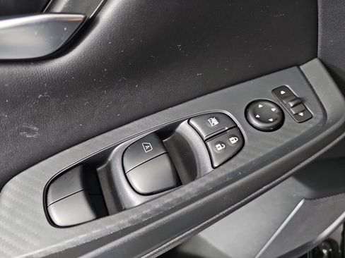 Certified 2025 Nissan Sentra SV FWD image 26