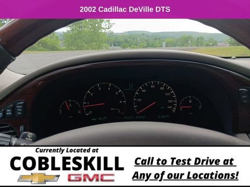 Used 2002 Cadillac De Ville DTS w/ Premium Equipment Pkg FWD image 21