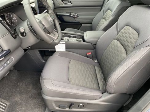 New 2026 Nissan Pathfinder SV image 10