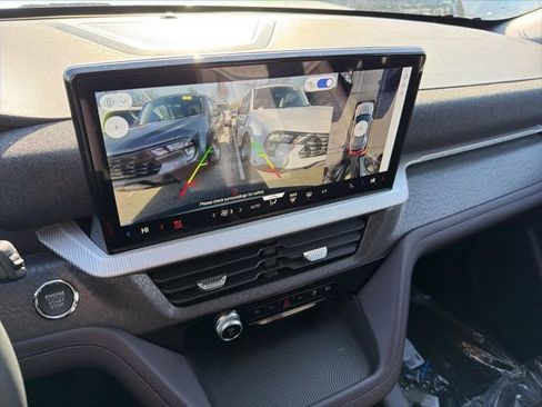 New 2026 Ford Explorer Platinum AWD/4WD image 21