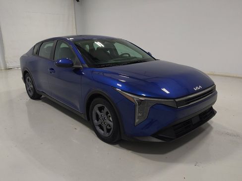 Used 2025 Kia K4 FWD image 13