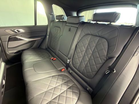 New 2026 BMW X5 xDrive40i w/ M Sport Package image 28