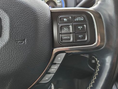 Used 2021 RAM 2500 Limited AWD/4WD image 17