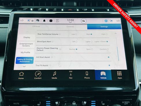 Used 2023 Jeep Grand Cherokee Limited w/ Luxury Tech Group II AWD/4WD image 15