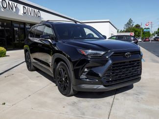 Used 2025 Toyota Grand Highlander AWD Hybrid video 2