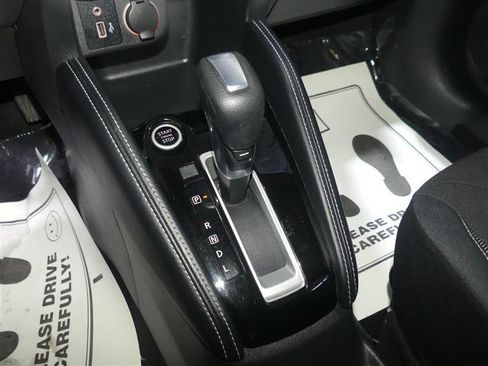 Used 2020 Nissan Kicks SV FWD image 38